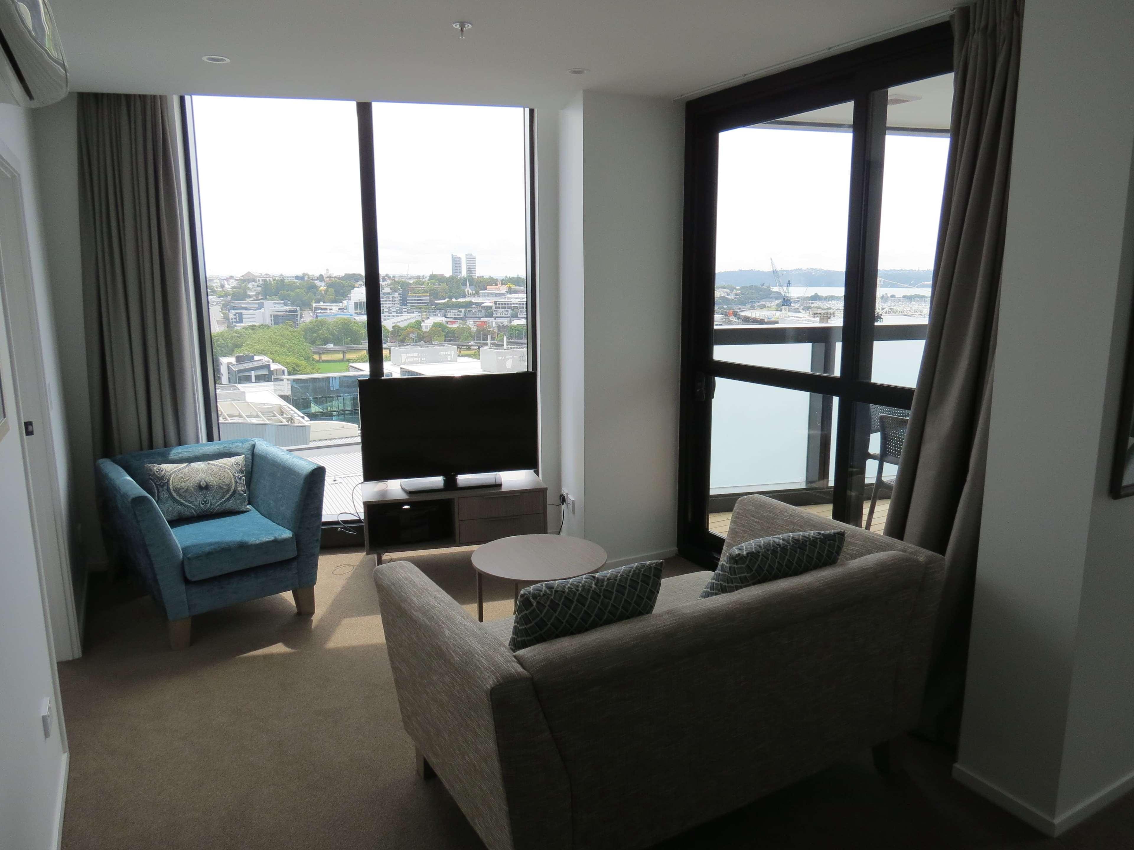 Ramada Suites By Wyndham Victoria Street West Auckland Esterno foto