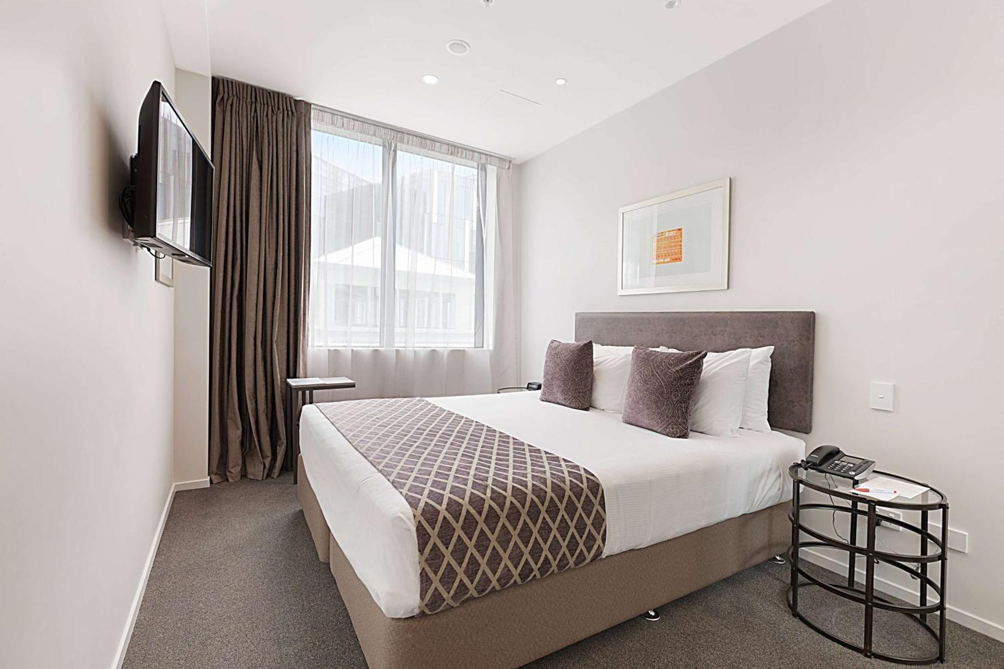 Ramada Suites By Wyndham Victoria Street West Auckland Esterno foto