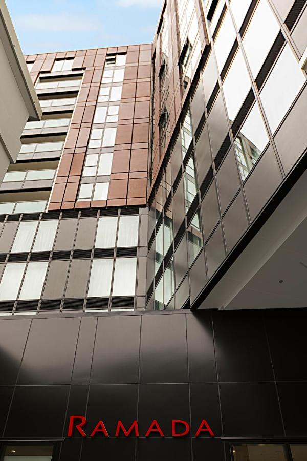 Ramada Suites By Wyndham Victoria Street West Auckland Esterno foto